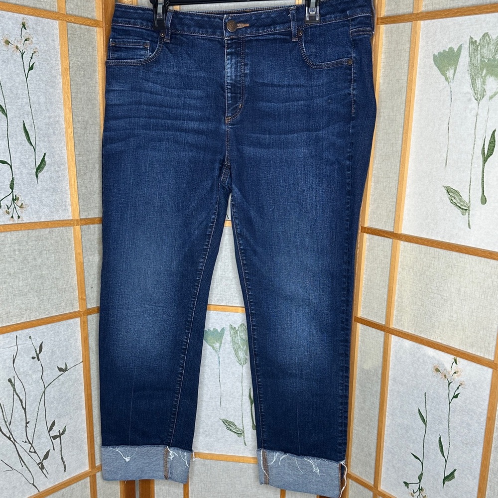 LOFT Modern Frayed Cuff Jeans Women's Size  32/14 Stretchy